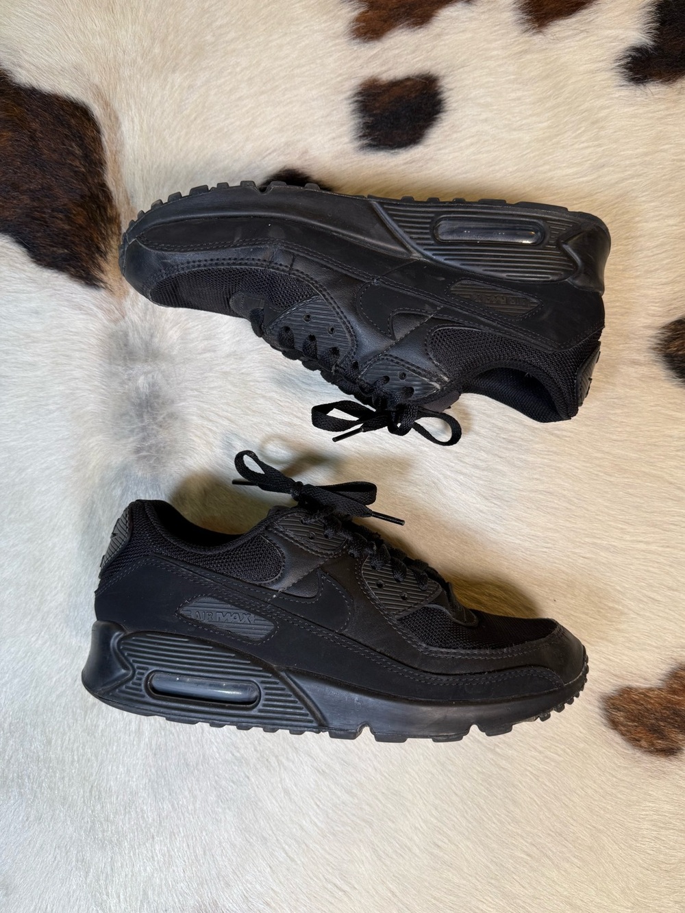 Nike Air Max 90 Triple Black Sneakers — Women’s 9.5